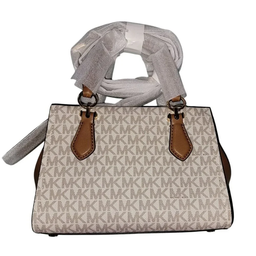 Michael Kors Marilyn Small Crossbody Bag Vanilla Acorn - Picture 2 of 9